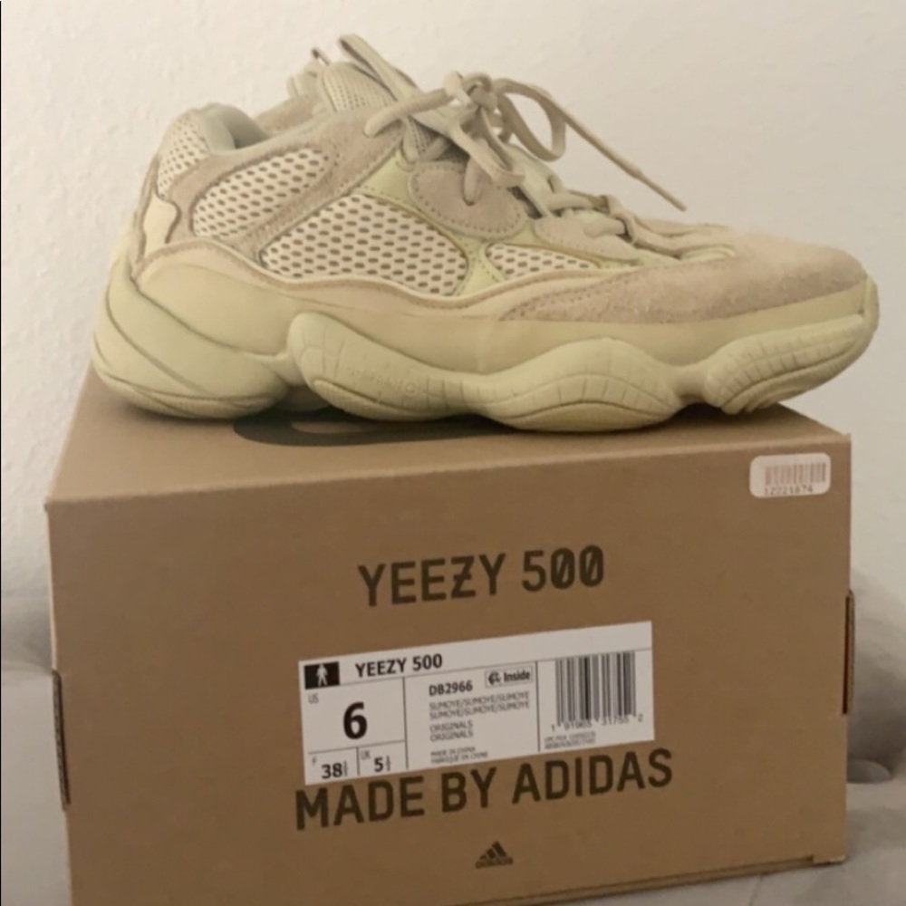 Yeezy 500 Super moon yellow Adidas